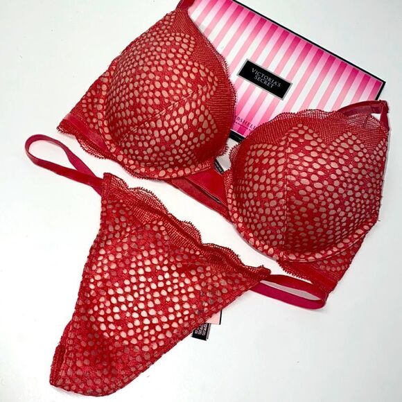 🔥VICTORIA SECRET BRA Very Sexy Set 2pc PUSH-UP SZ32D /M string thong pink New - Picture 1 of 7